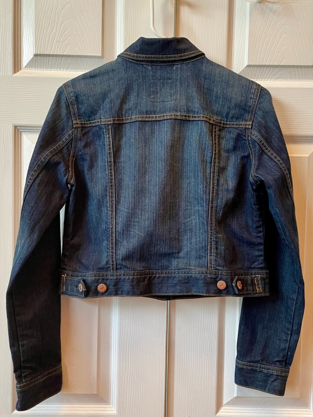 Old Navy Women's Blue Denim Button-Front Jacket - Picture 5 of 7